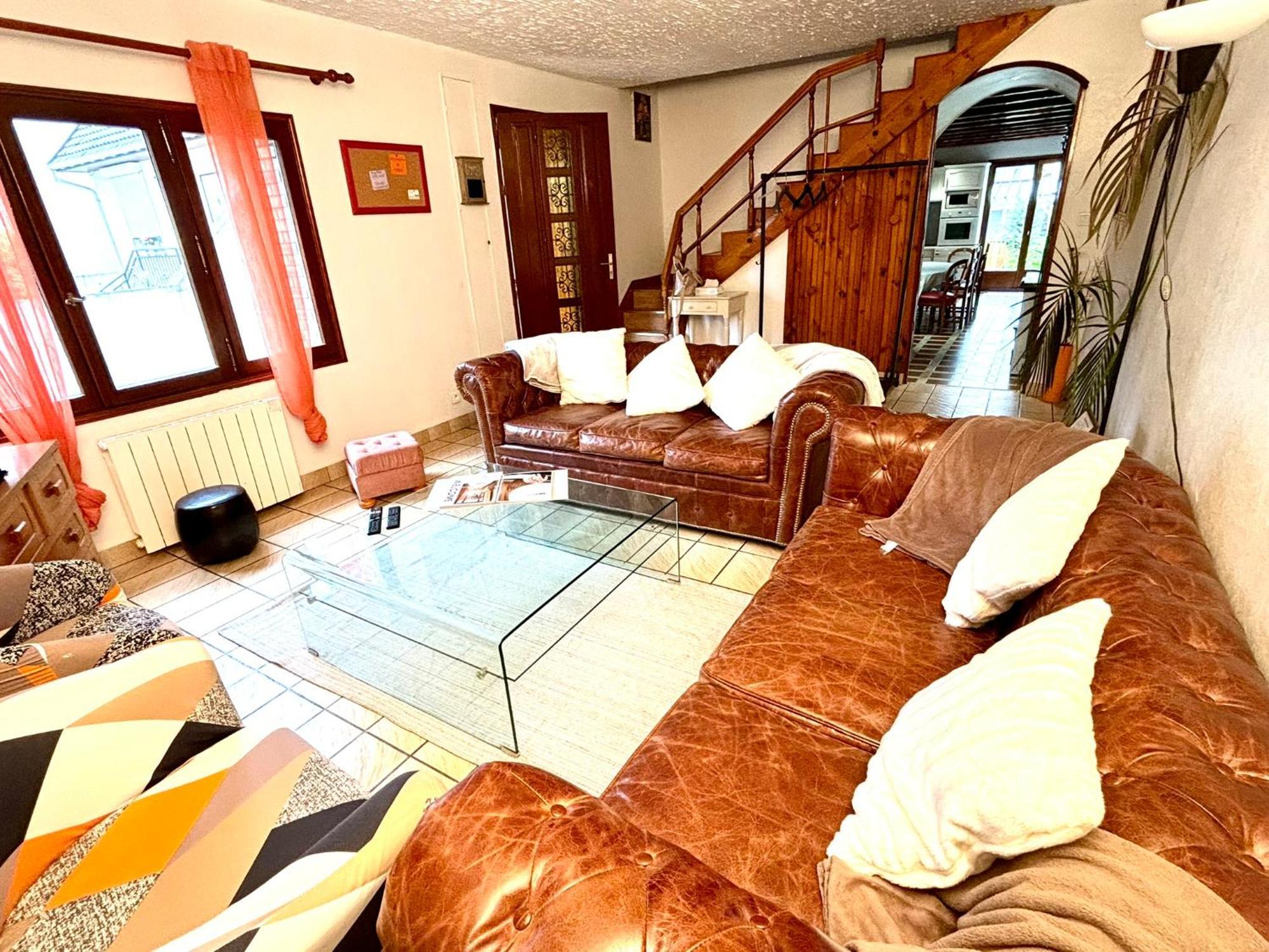 Grande Maison Tout Confort - 5 Chambres 5 Salles De Bain - Rer A - Paris - Disney Saint-Maur-des-Fosses ภายนอก รูปภาพ