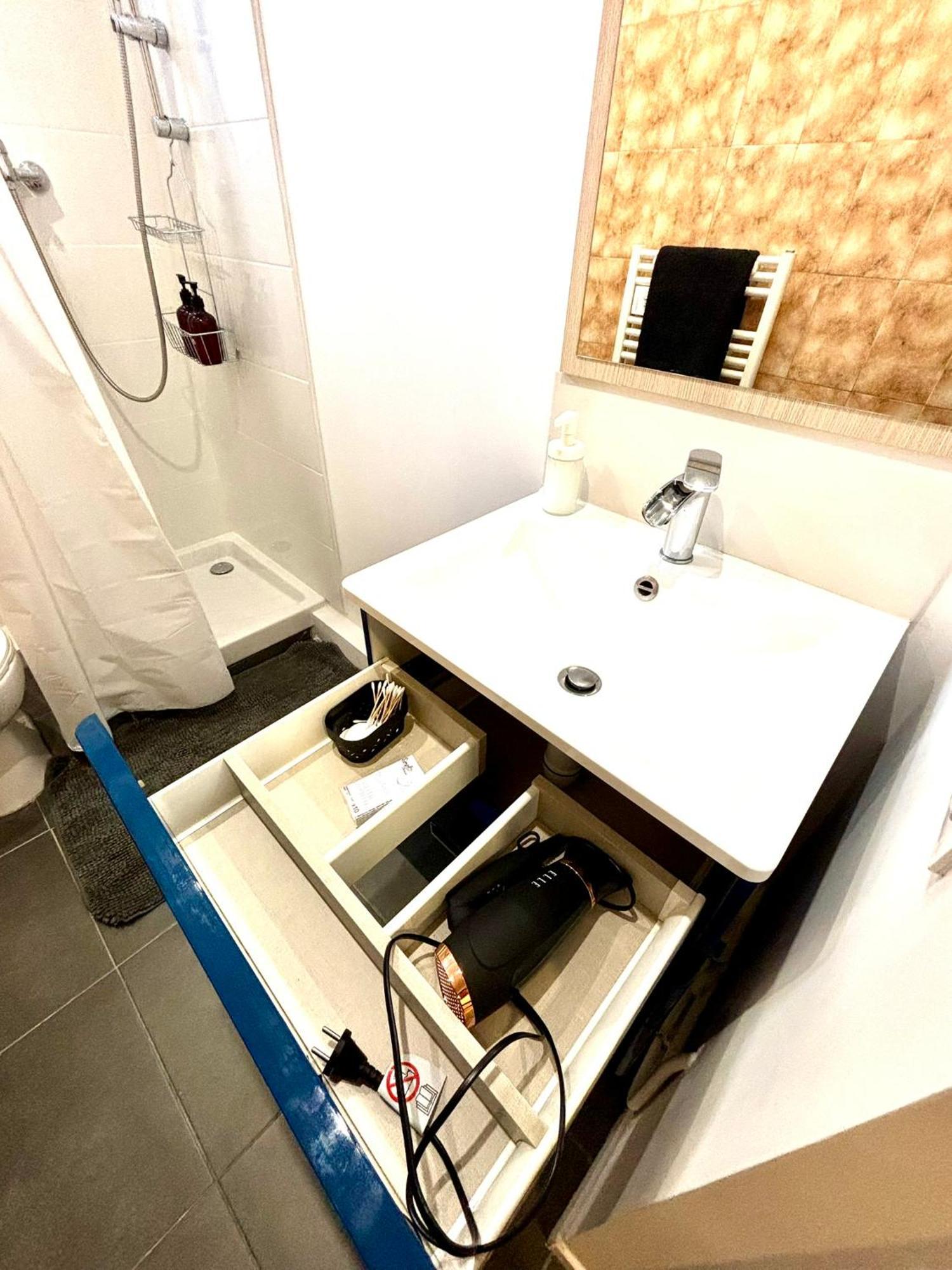 Grande Maison Tout Confort - 5 Chambres 5 Salles De Bain - Rer A - Paris - Disney Saint-Maur-des-Fosses ภายนอก รูปภาพ