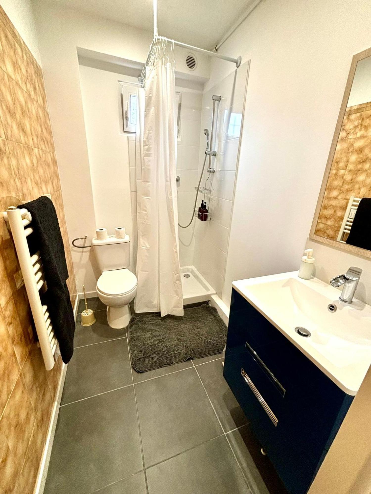 Grande Maison Tout Confort - 5 Chambres 5 Salles De Bain - Rer A - Paris - Disney Saint-Maur-des-Fosses ภายนอก รูปภาพ